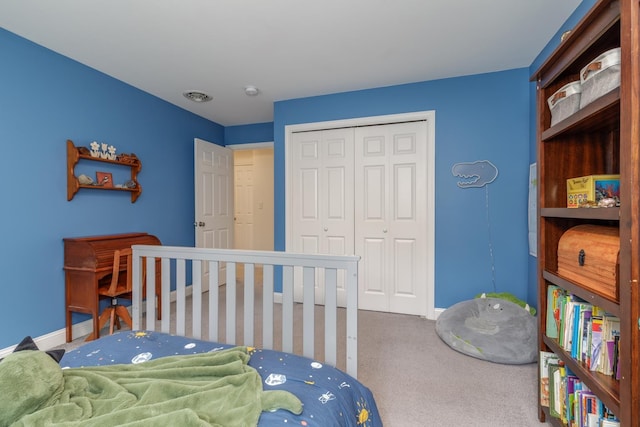 5 Turnpike St, Pembroke, NH 03275 - bedroom featuring carpet floors and a closet