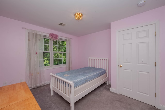 20 Brenda Ln, Rochester, NH 03867 - carpeted bedroom with baseboards