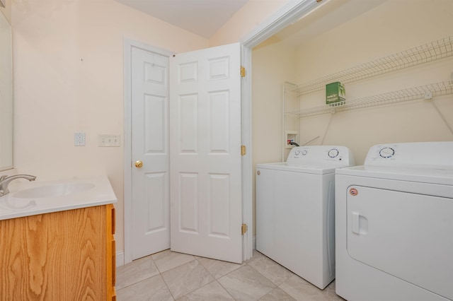 20 Brenda Ln, Rochester, NH 03867 - laundry room featuring washer and dryer and light tile patterned flooring