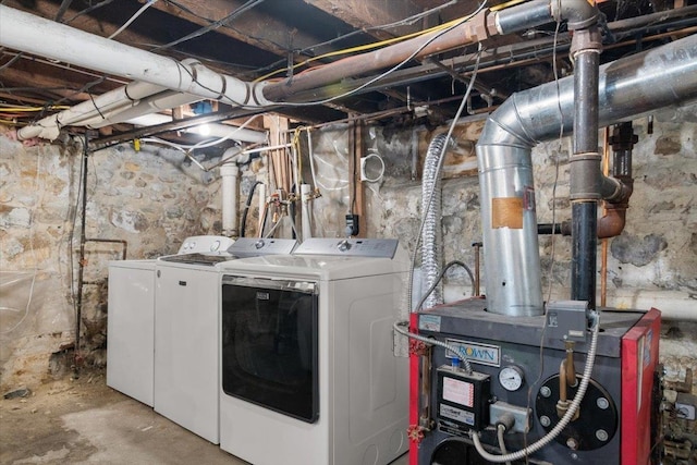 226 N St, Bennington, VT 05201 - laundry area featuring separate washer and dryer and a heating unit