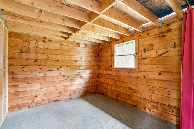 28 New Brighton Hill Rd, Tunbridge, VT 05077 - empty room with wood walls
