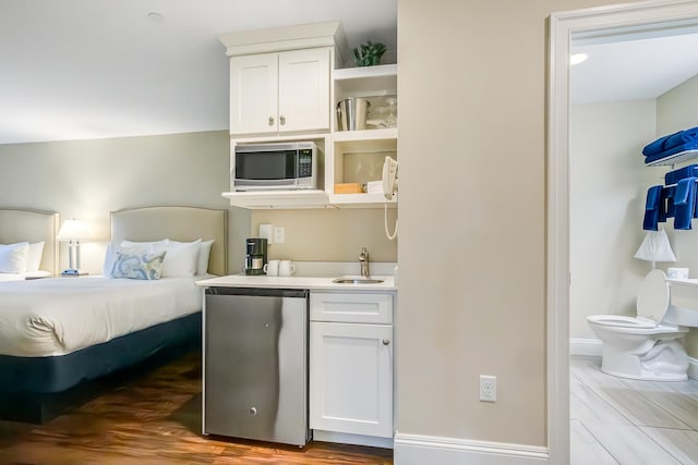 1 Ocean Ave Unit 210/212Fraction 3, York, ME 03909 - bedroom with fridge and a sink