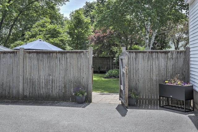 67 Pine Ave, Keene, NH 03431 - view of patio