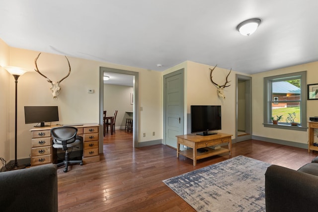 450 Ryan Rd, Duxbury, VT 05676 - living area featuring hardwood / wood-style floors and a desk