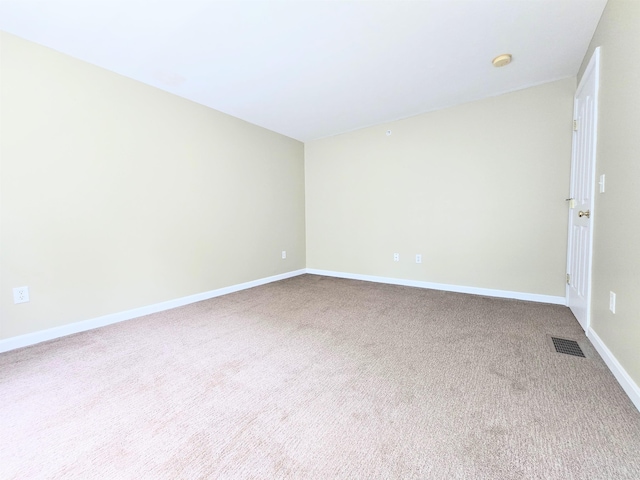 69 Mulberry St Unit 3, Concord, NH 03301 - unfurnished room featuring carpet and a smoke detector