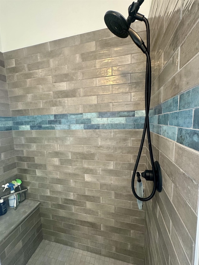 68 Franklin Hts, Rochester, NH 03867 - bathroom view of tiled shower