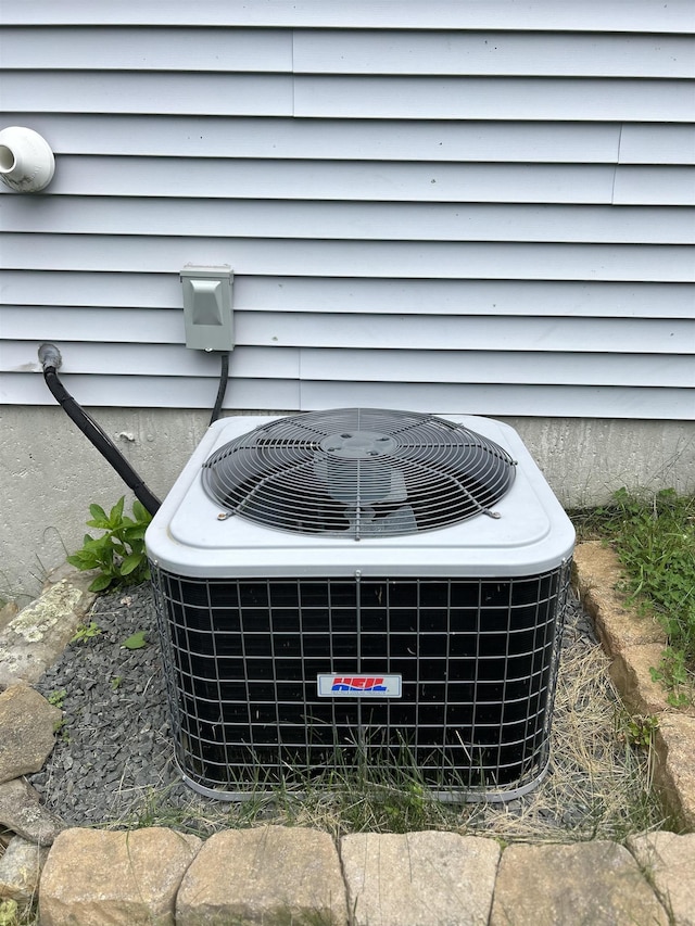 81 Cider St, Epping, NH 03042 - exterior view of a cooling unit