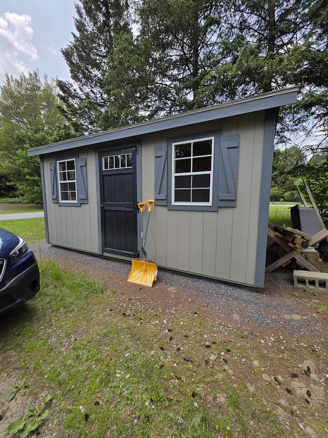 142 Sugar Plum Ct, Randolph, VT 05060 - view of shed