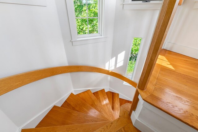 157 Seamans Rd, New London, NH 03257