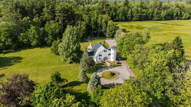 157 Seamans Rd, New London, NH 03257