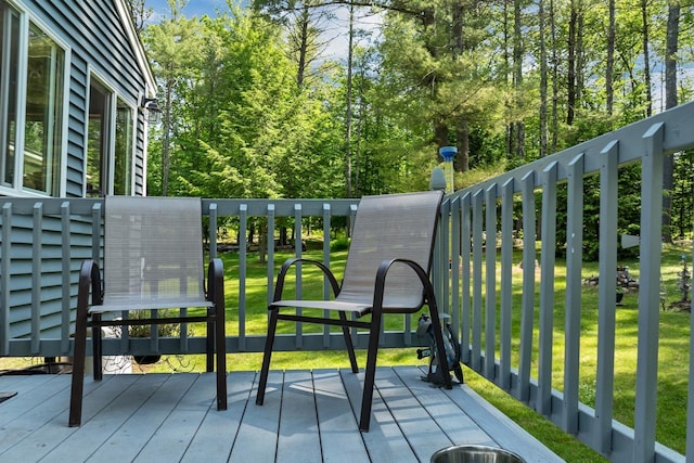 73 Tall Pine Rd, Farmington, NH 03835 - wooden terrace with a yard