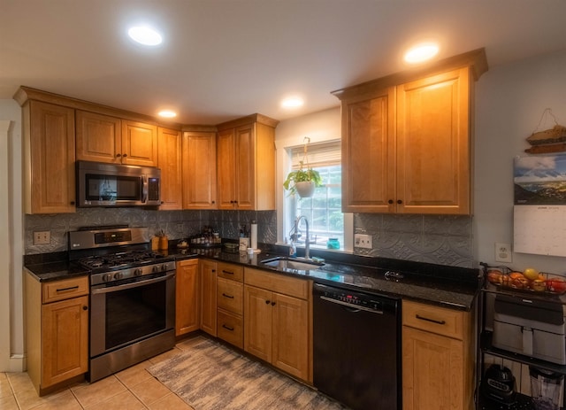 527 Tamworth Rd, Tamworth, NH 03886