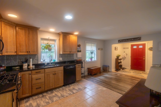 527 Tamworth Rd, Tamworth, NH 03886