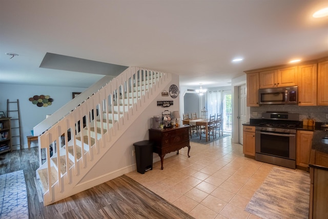 527 Tamworth Rd, Tamworth, NH 03886