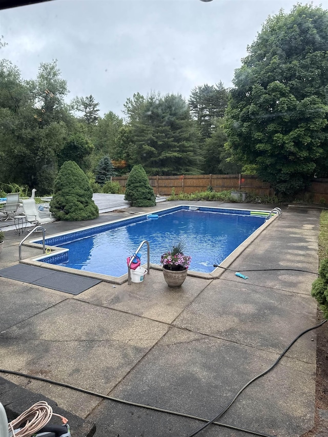 9 Oak Ridge Rd, Kensington, NH 03833 - view of pool with a patio area