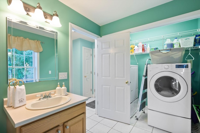 7 Partridge Cir, Salem, NH 03079 - bathroom featuring washer / dryer, vanity, and tile patterned floors