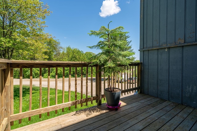 31 Eastside Ln Unit 8, Francestown, NH 03043 - view of deck