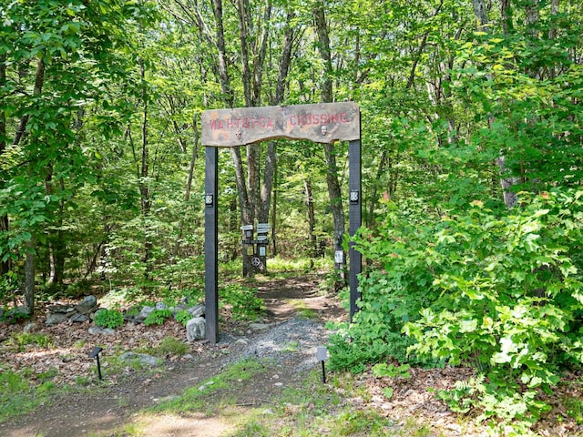 20 Lawrence Rd, Derry, NH 03038 - exterior space
