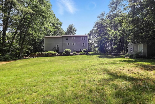 20 Edward Dr, Concord, NH 03301 - view of grassy yard