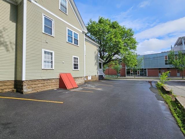 57 Winchester St, Keene, NH 03431