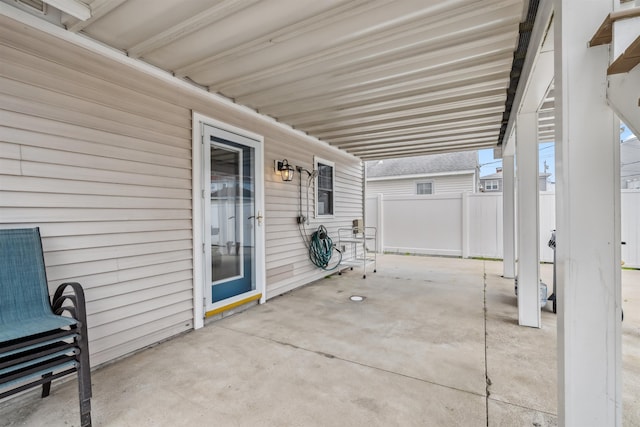 72 Plymouth St, Seabrook, NH 03874