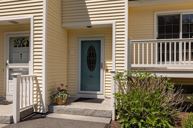 46 Pine Meadows Dr, Exeter, NH 03833 - doorway to property