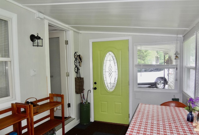 1 Northbrook Rd, Tilton, NH 03276 - foyer with vaulted ceiling and plenty of natural light