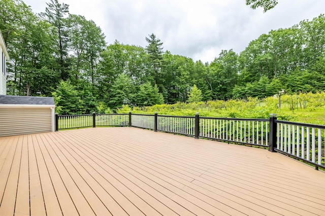 146 Old Sandown Rd, Chester, NH 03036 - view of wooden terrace