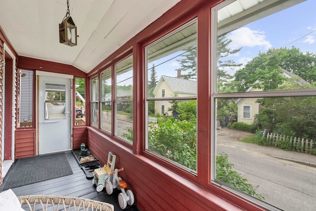 19 Highland St, Concord, NH 03301 - sunroom / solarium featuring vaulted ceiling