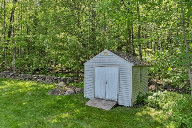 30 Dillon Dr E E, Unit East, Strafford, NH 03884 - view of shed with a view of trees