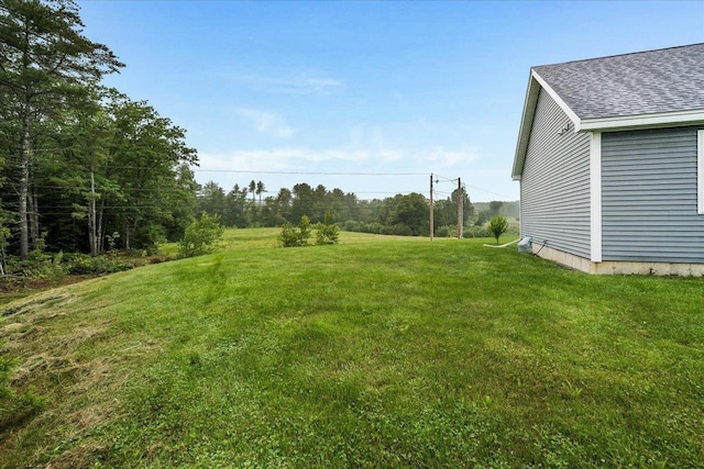 5 Rolling Hills Dr, Tilton, NH 03276 - view of grassy yard