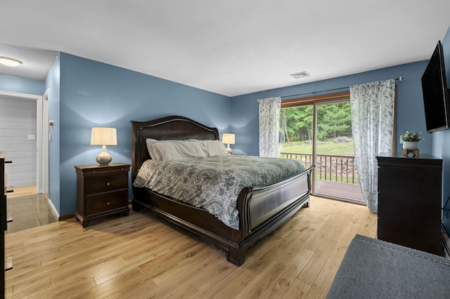 2 Ridgewood Dr, Kingston, NH 03848 - bedroom with access to exterior and light wood-style flooring