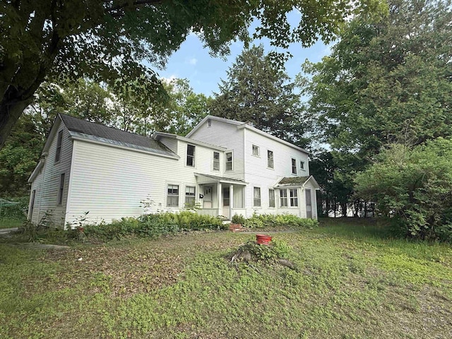 60 S St S, Proctor, VT 05763 - view of front of house featuring a front yard