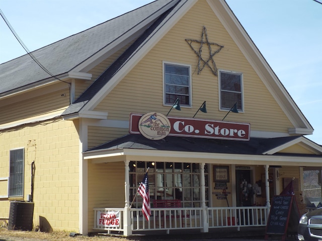 00 River St, Ashland, NH 03217