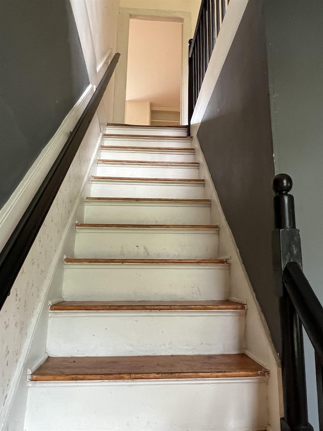 249 Ward Rd, Poultney, VT 05764 - view of stairs