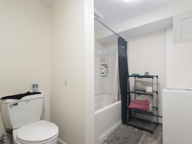 1 Wyeth Farm Cir, Lebanon, NH 03784 - full bath with a baseboard heating unit, shower / bathtub combination with curtain, and wood finished floors