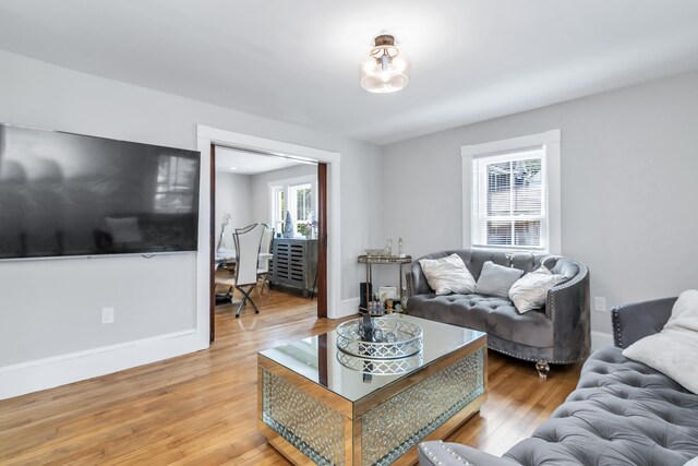 24 Jefferson St, Derry, NH 03038