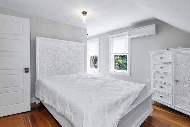 24 Jefferson St, Derry, NH 03038