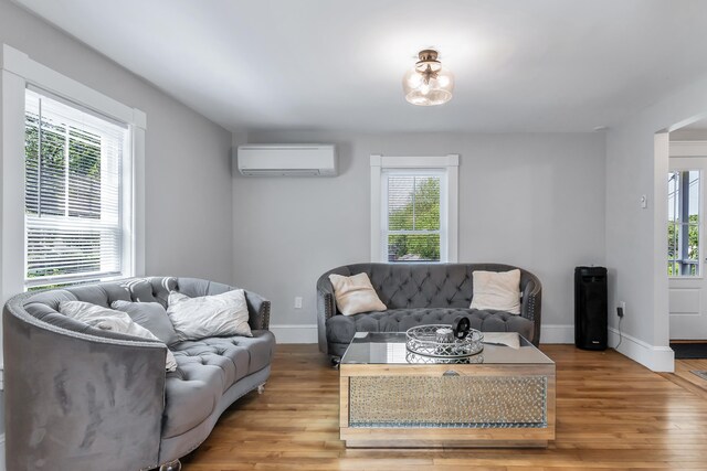 24 Jefferson St, Derry, NH 03038