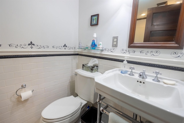 185 Huntress Bridge Rd, Effingham, NH 03882 - half bath with tile walls and a wainscoted wall