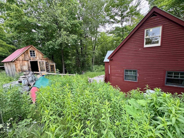 14 Threshold Way, Corinth, VT 05040 - view of yard with a shed
