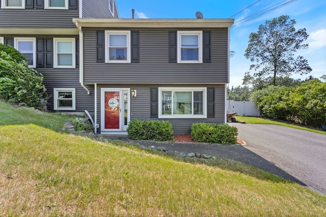 13 Rangers Dr Unit B, Hudson, NH 03051 - view of front of house