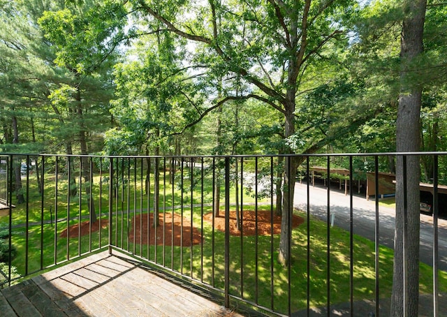 5 Autumn Leaf Dr Unit 24, Nashua, NH 03060 - view of balcony