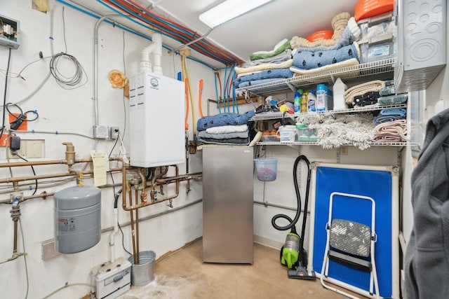153 May St, Canaan, NH 03741 - utility room featuring water heater