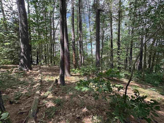 60 Walnut Hill Rd, Derry, NH 03038