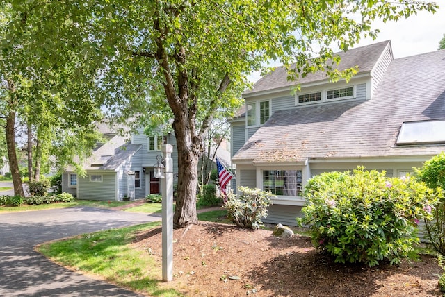 5 Golf Vw Unit B, Laconia, NH 03246 - view of front facade with asphalt driveway and roof with shingles