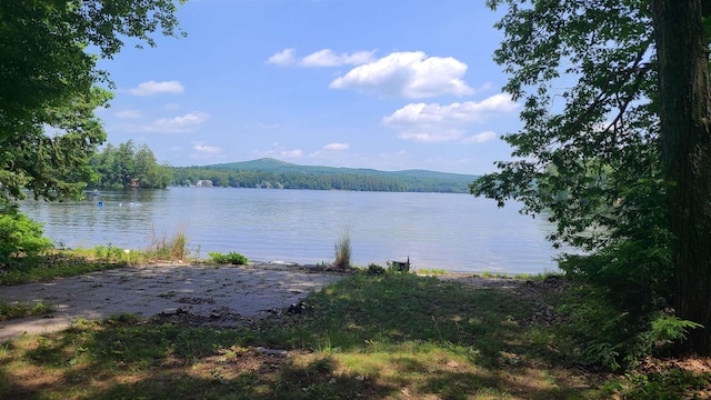 10 Crescent Dr, Barnstead, NH 03225 - water view