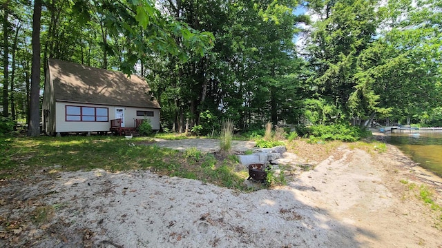 10 Crescent Dr, Barnstead, NH 03225 - view of yard with entry steps
