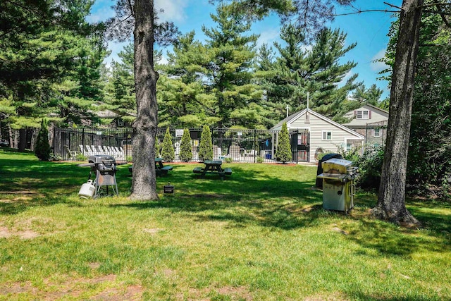 2 Autumn Leaf Dr Unit 20, Nashua, NH 03060 - view of yard with view of wooded area