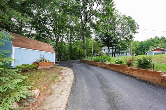 2L Homestead Dr Unit L, Derry, NH 03038 - view of asphalt road